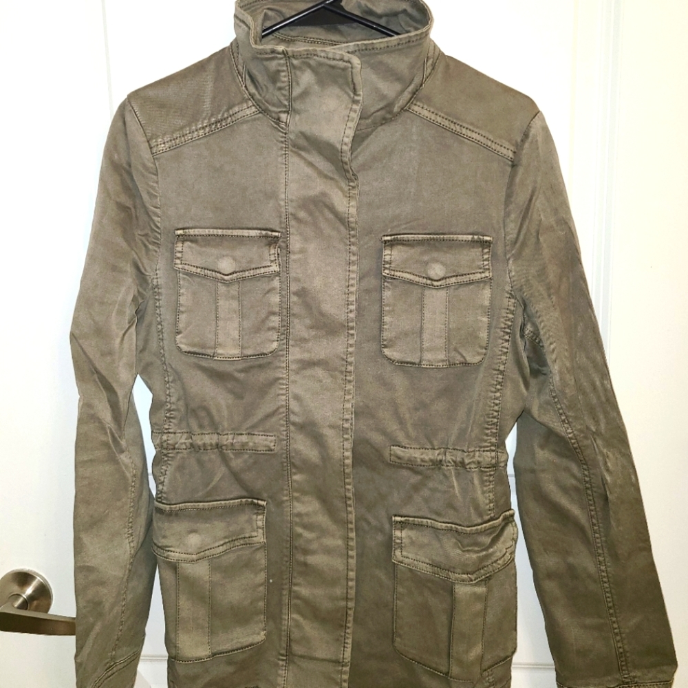 NWOT BCBGMaxAzria olive utility jacket